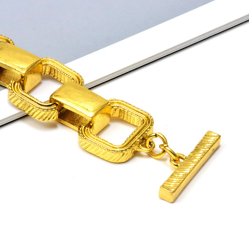 Fashionable Golden Metal Buckle Bracelet Cross-border E-commerce Wholesale